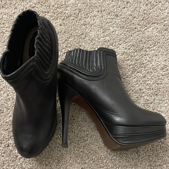 MaxStudio Ankle boots - Picture 2 of 8